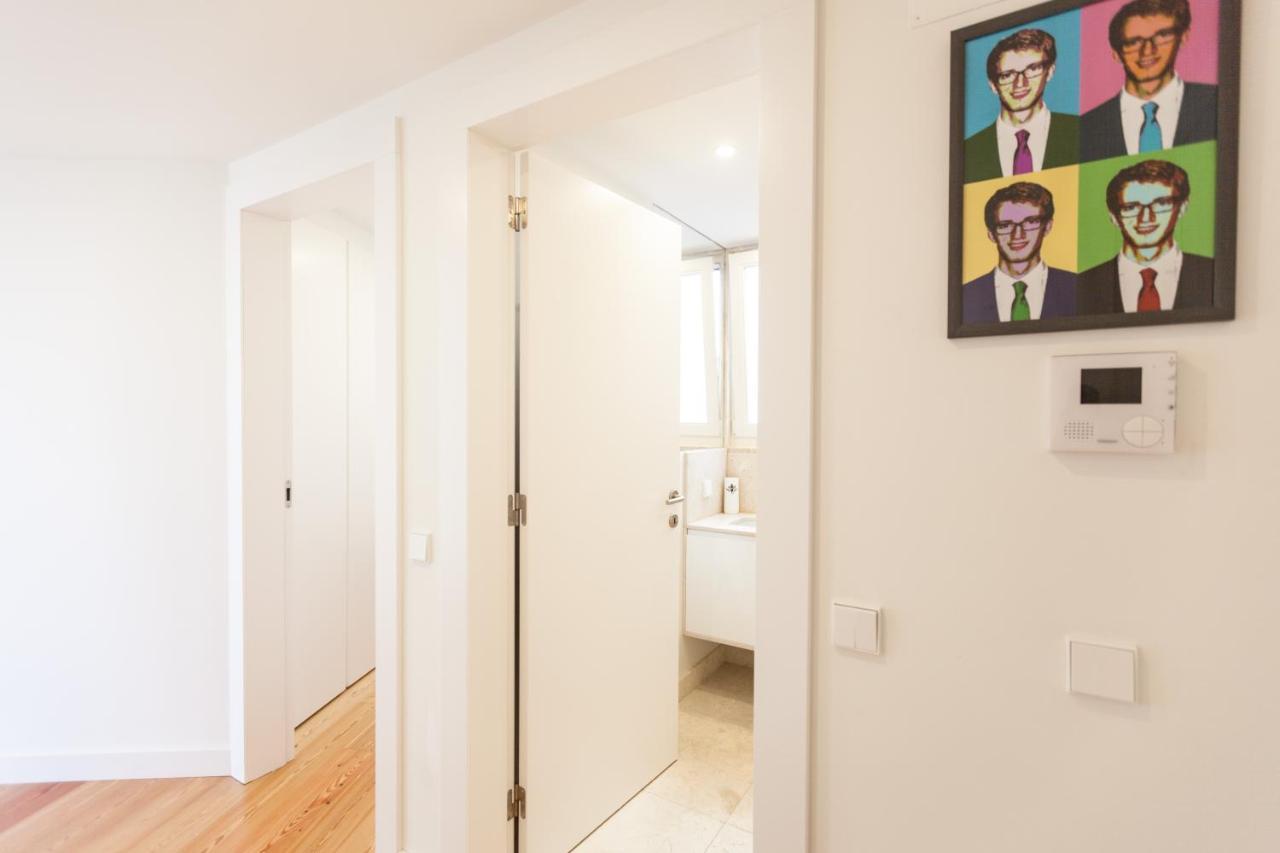 Apartment Flh Mouraria Blue Design With Parking & Pool Lisbon